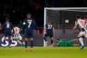 Isak gives Newcastle the lead in Paris