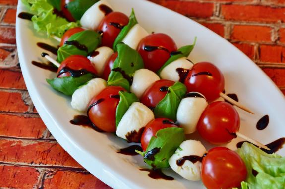 Hexham Courant: Italian Caprese skewers. Credit: Canva Hexham Courant: Italian Caprese skewers. Credit: Canva