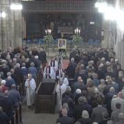Around 300 people attend service of thanksgiving and commemoration for the Queen